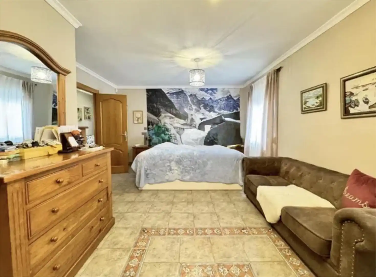 Casa o chalet en venta en Calle Poniente, 3, Solymar Habitación de Casa o chalet en venta en Benalmádena con Aire acondicionado, Terraza y Piscina