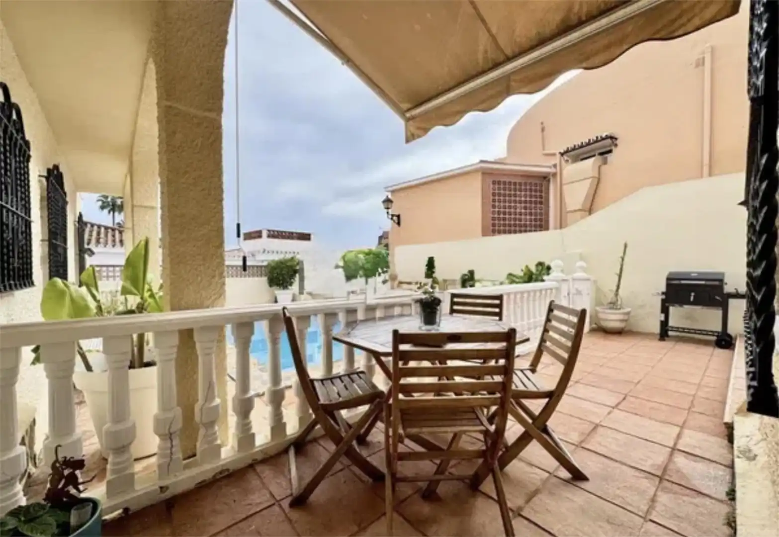 Casa o chalet en venta en Calle Poniente, 3, Solymar Terraza de Casa o chalet en venta en Benalmádena con Aire acondicionado, Terraza y Piscina