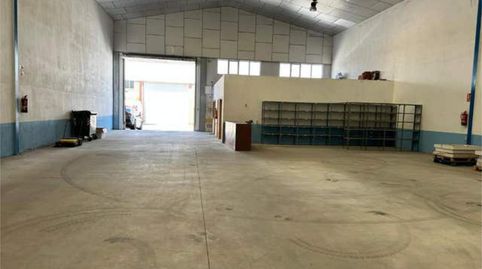 Foto 3 von Fabrikhallen zur Miete in Roales, Zamora