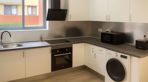 Foto 3 de Habitación en Calle la Dolorosa, 8, Los Ángeles, Madrid Capital