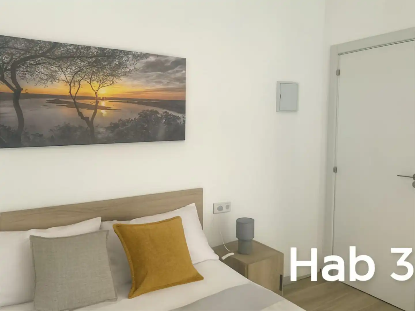 Room in Calle la Dolorosa, 8, Los Ángeles Bedroom of Flat for share in Madrid with Air Conditioner, Heating and Furnished