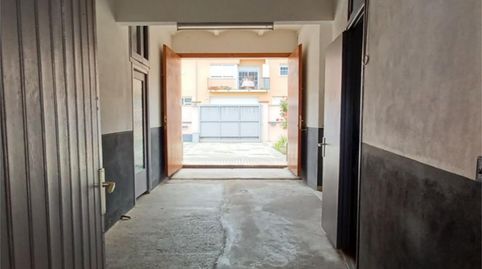 Foto 5 de Casa adosada en venda a Avinguda Sant Jordi, 252, Olot, Girona