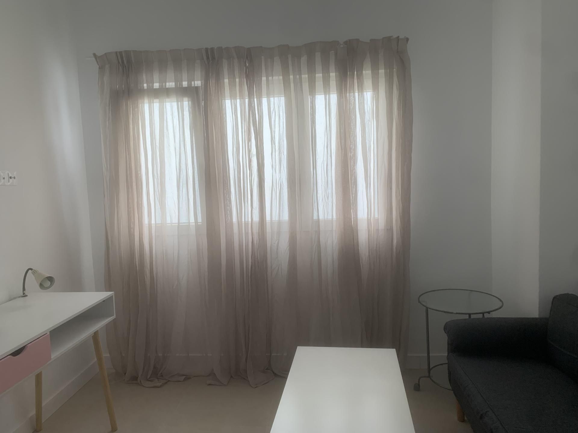 Bedroom of Flat for rent in  Sevilla Capital  with Air Conditioner, Heating and Furnished