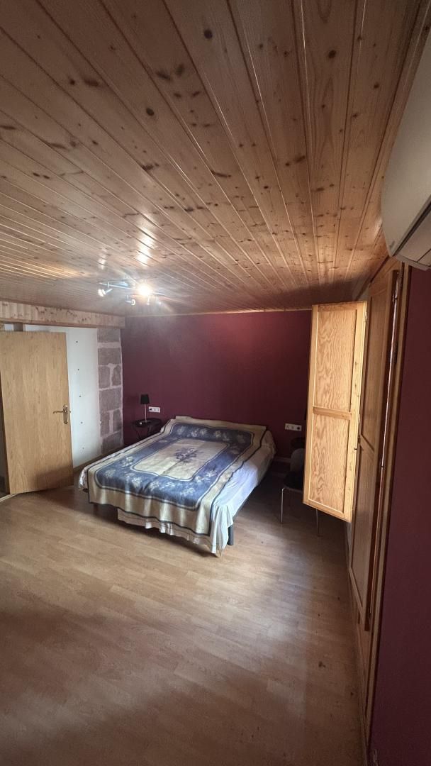 Piso en venta en Calle la Fuente, 5, Caspe Habitación de Piso en venta en Caspe con Aire acondicionado, Parquet y Amueblado