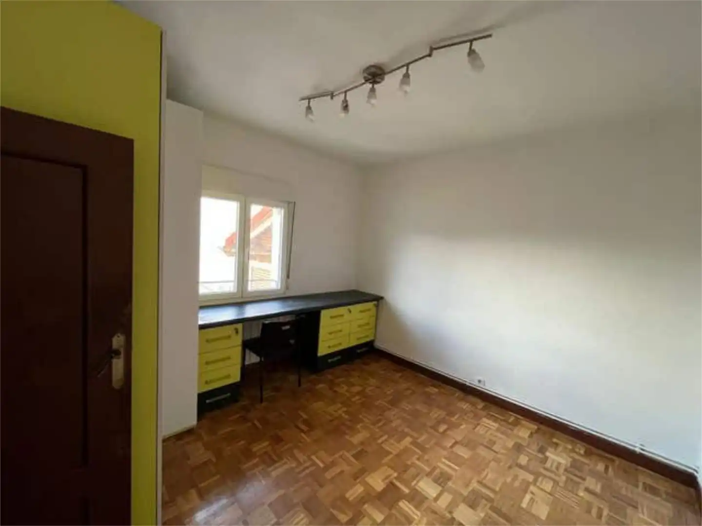 Piso en venta en Villava / Atarrabia Habitación de Piso en venta en Villava / Atarrabia