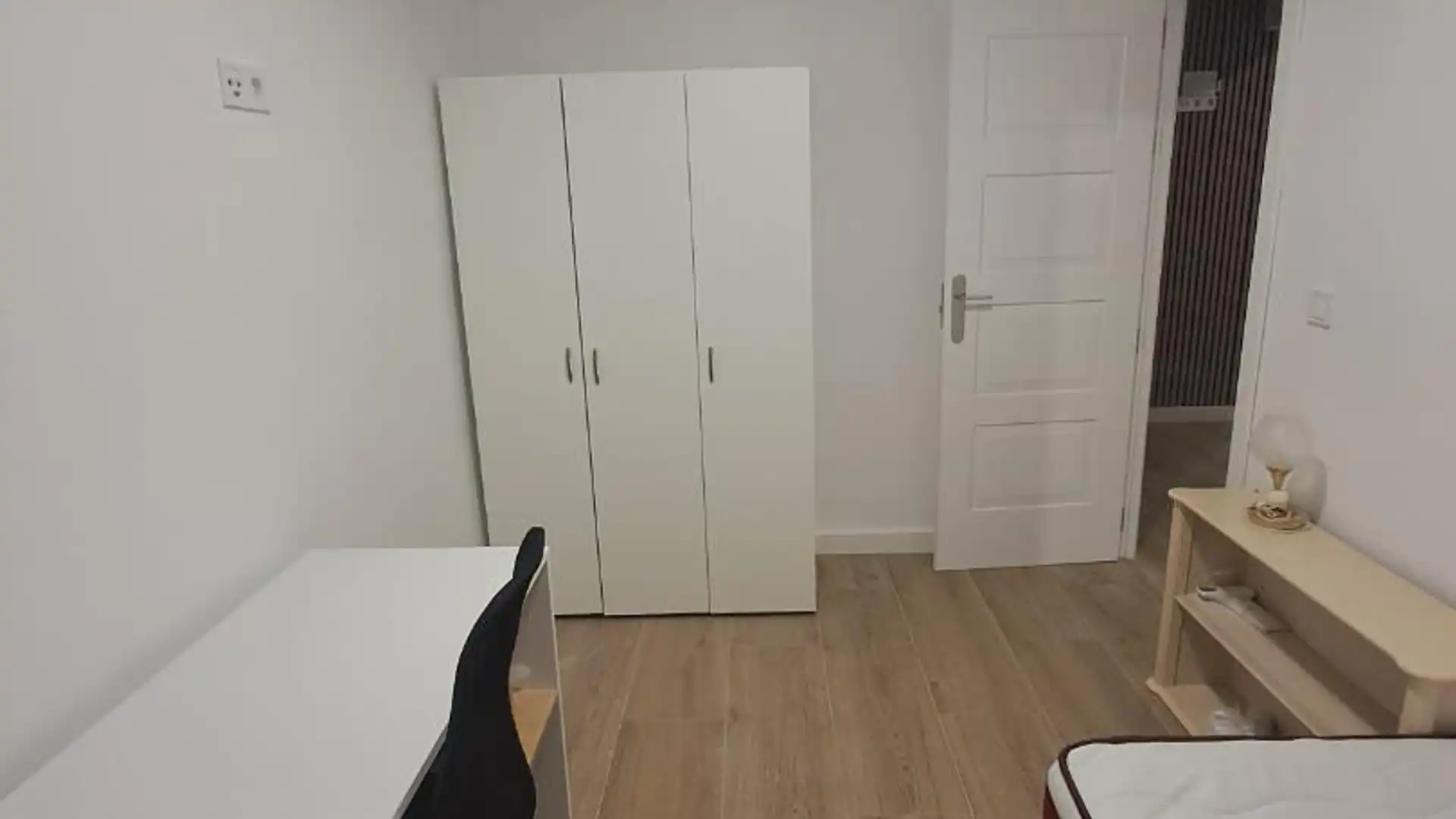 Habitación de Piso para compartir en Leganés con Aire acondicionado, Calefacción y Amueblado