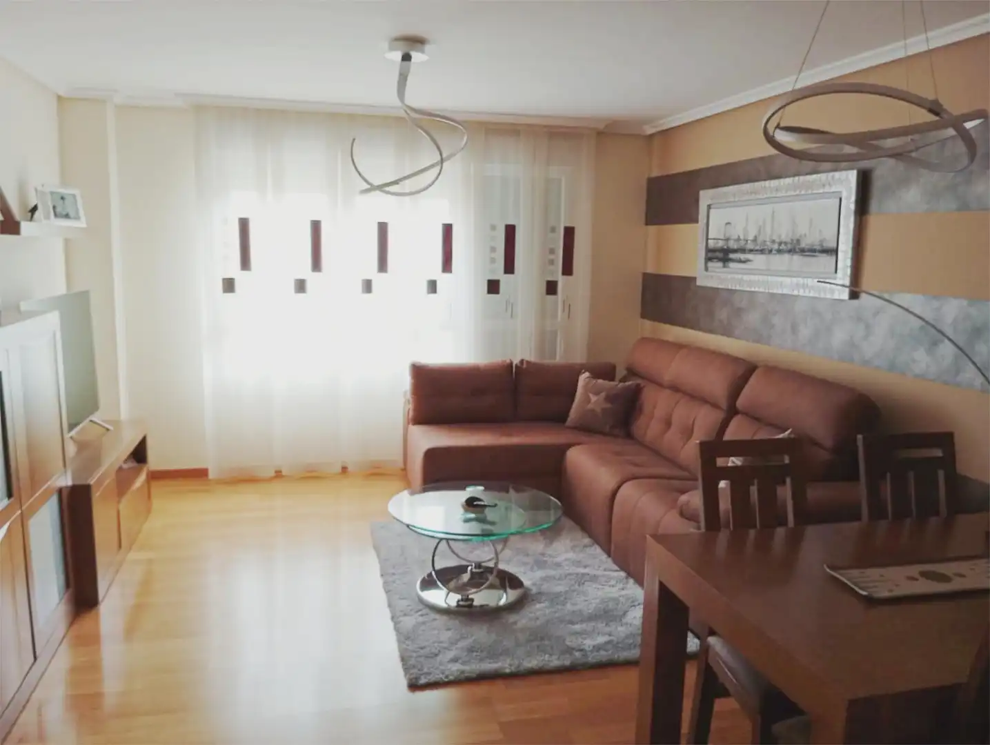 Flat for sale in Calle de Lola de la Fuente, 17, Sector 8 - Nueva Balastera Living room of Flat for sale in Palencia with Heating, Parquet flooring and Oven