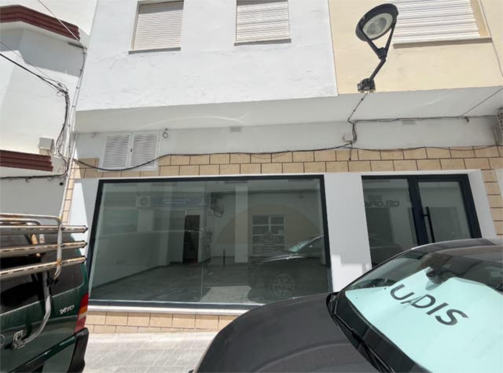 Oficina de lloguer en Conil de la Frontera amb Aire condicionat