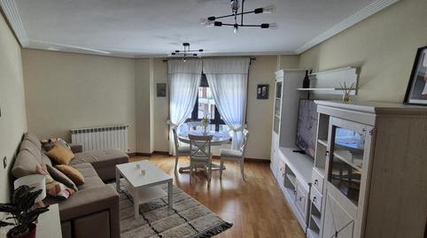 Flat for rent in Calle Amsterdam, 6, HUCA - La Cadellada, Oviedo - image 2 Photo 2 of Flat for rent in Calle Amsterdam, 6, HUCA - La Cadellada, Oviedo