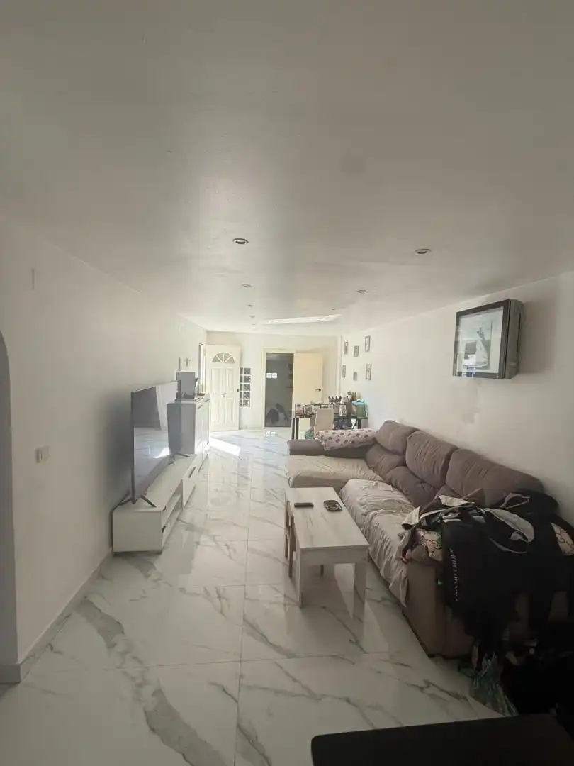 Planta baixa en venda a Calle Otelo, 25, Zona Carrefour - Urbanizaciones Sala d'estar de Planta baixa en venda en Torrevieja amb Aire condicionat, Terrassa i Piscina