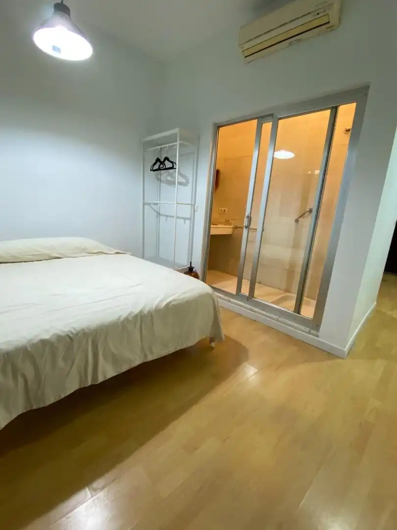 Wohnungen zum Verkauf in Calle Feria, 148, San Gil Schlafzimmer von Wohnungen zum Verkauf in Sevilla Capital mit Klimaanlage