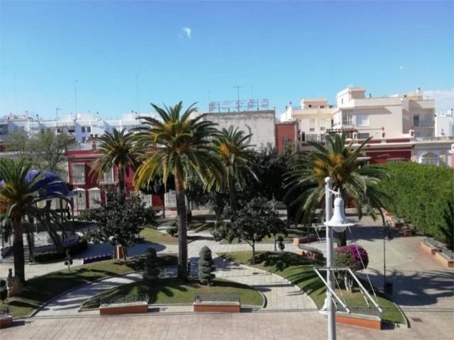 Piso en Alquiler en Héroes del Baleares, 2 en El Carmen