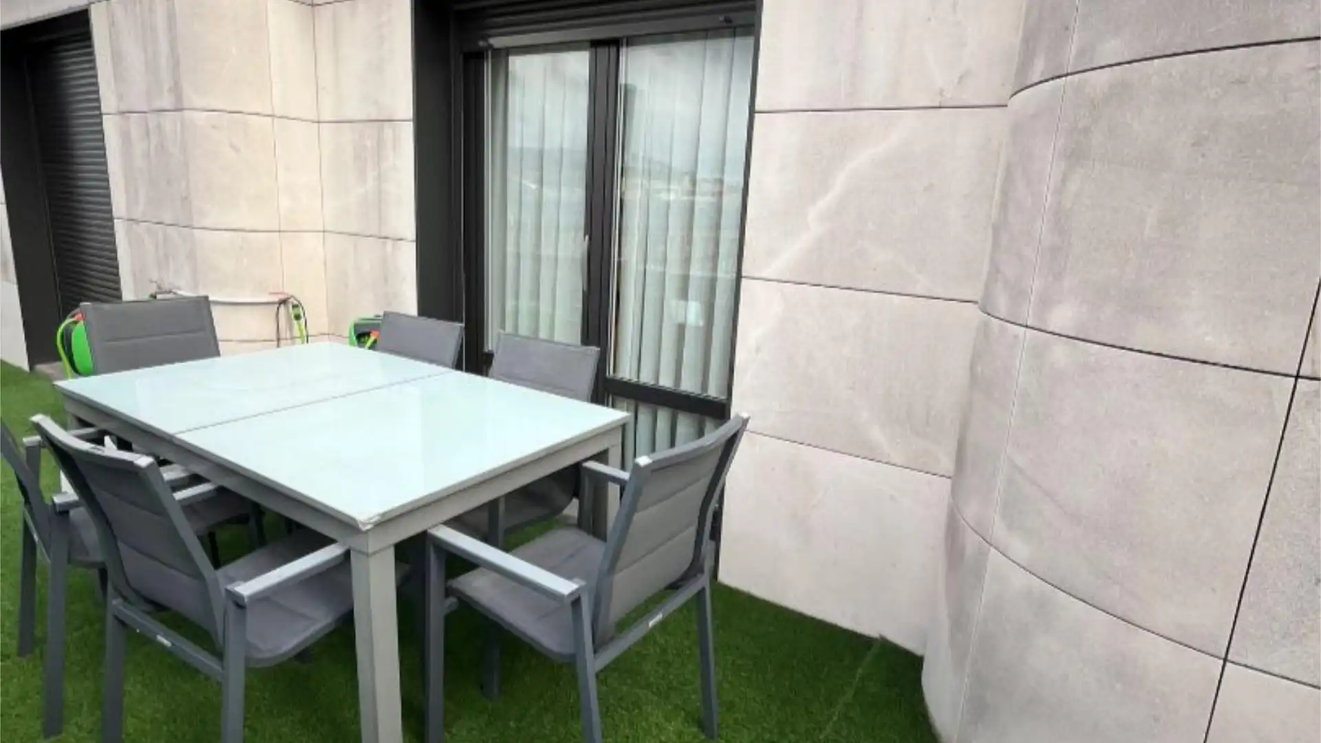 Flat for rent in Ensanche - Moyua - Diputación