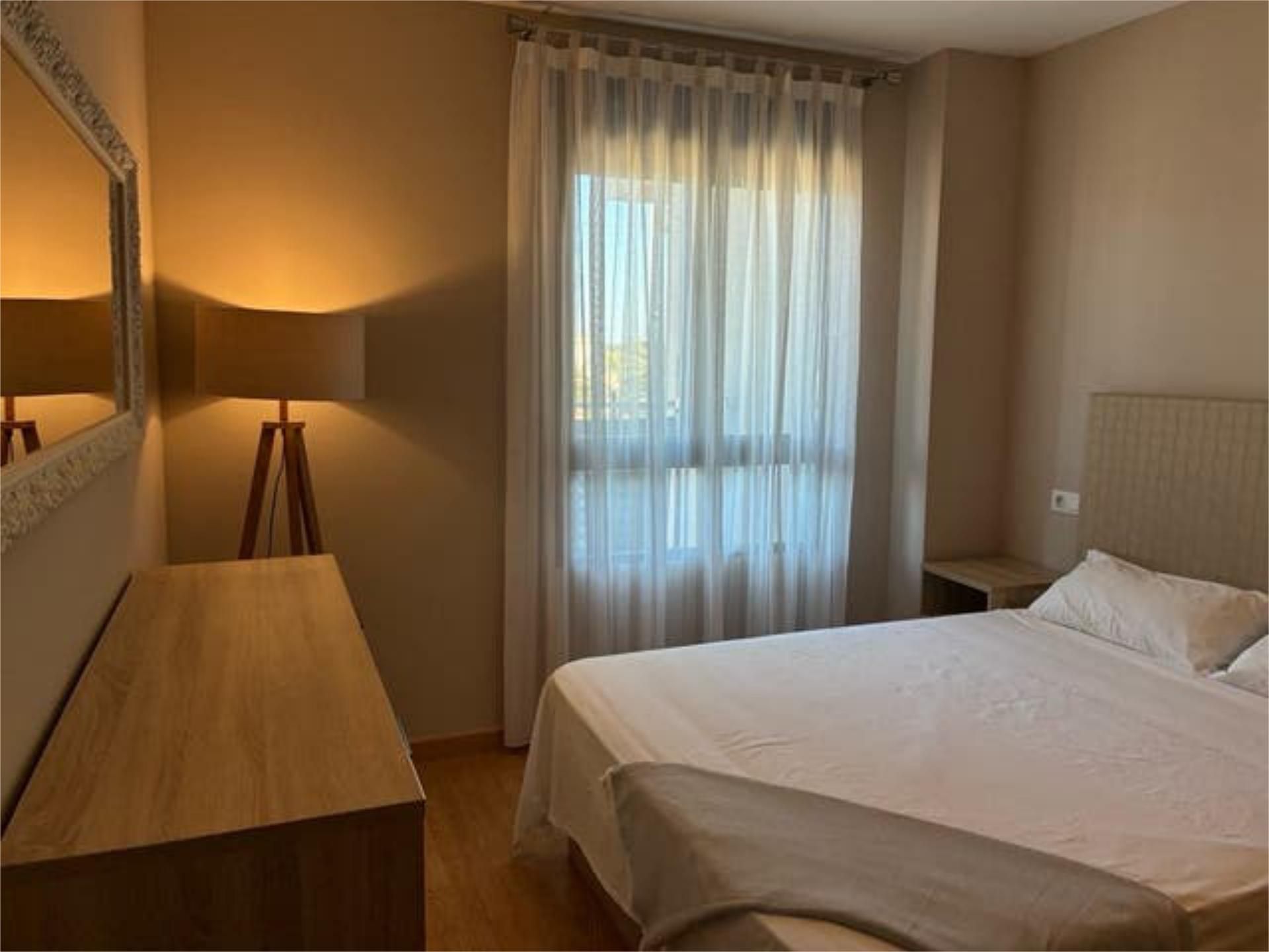 Schlafzimmer von Wohnung zur Miete in Les Alqueries / Alquerías del Niño Perdido mit Möbliert