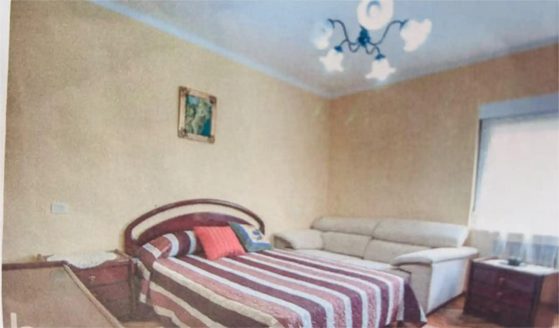 Dormitori de Casa adosada en venda en Siero amb Terrassa