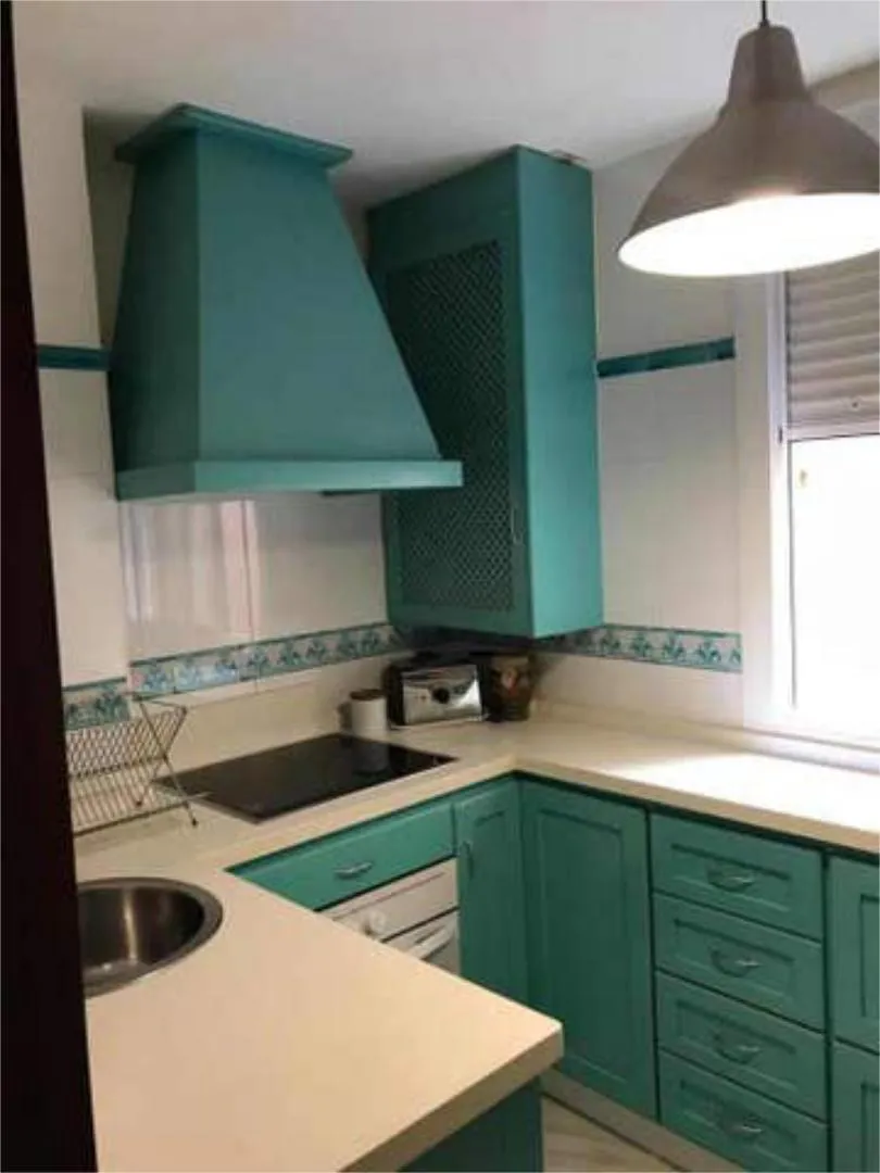 Apartament de lloguer a Centro Cuina de Apartament de lloguer en Alcalá de Guadaira amb Calefacció, Terrassa i Moblat