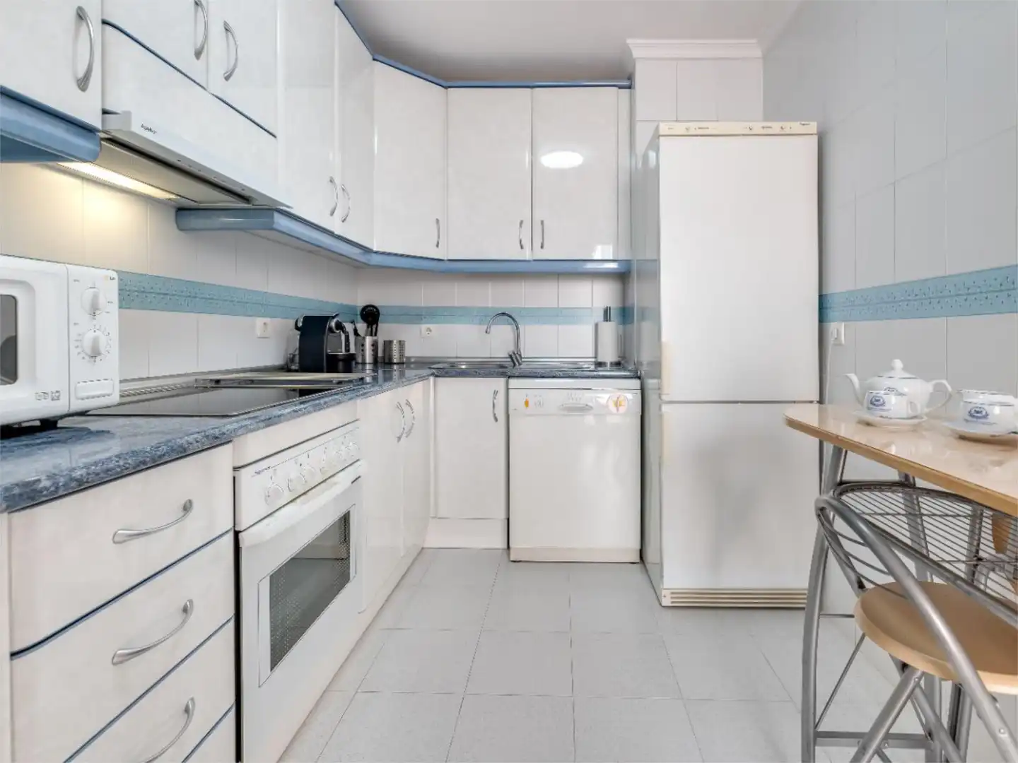 Wohnung zur Miete in Calle Loma del Paraiso, 17, Los Álamos Küche von Wohnung zur Miete in Torremolinos mit Klimaanlage, Heizung und Terrasse