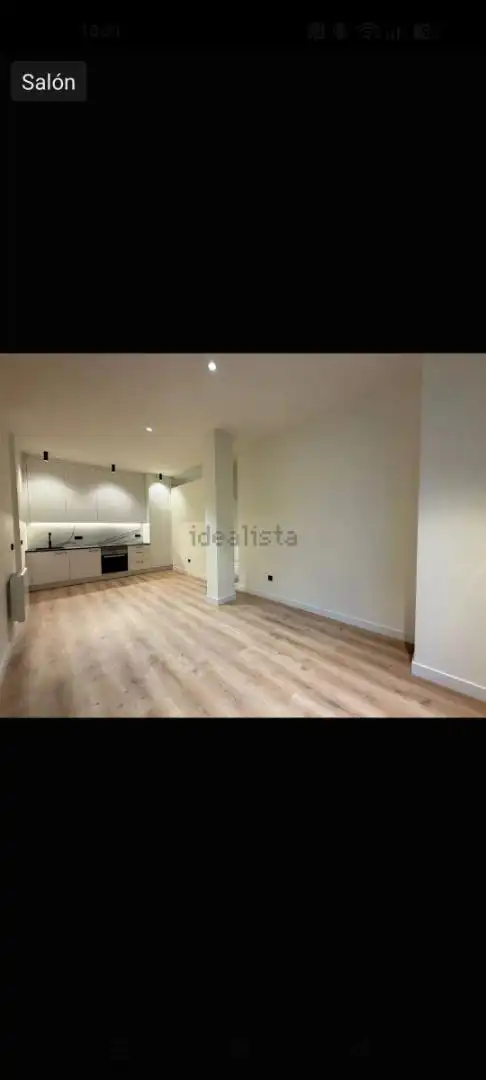 Exterior view of Flat for sale in  Madrid Capital  with Heating, Oven and Community pool