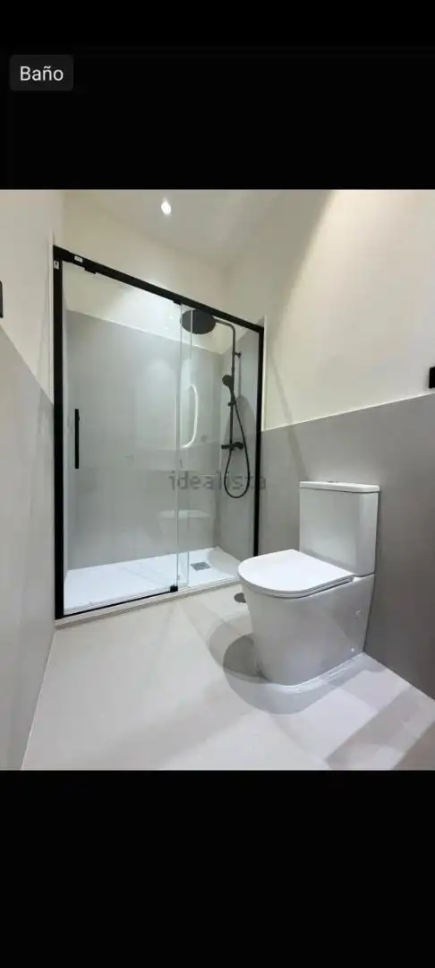Flat for sale in Calle de Antonio López, Almendrales Bathroom of Flat for sale in Madrid with Heating, Oven and Community pool