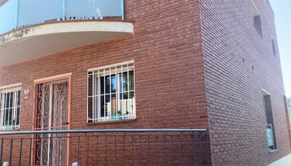 Casa o chalet en venta en Carrer de la Creu de Sussalba, 40, Corbera de Llobregat, Barcelona - imagen 1 Foto 1 de Casa o chalet en venta en Carrer de la Creu de Sussalba, 40, Corbera de Llobregat, Barcelona