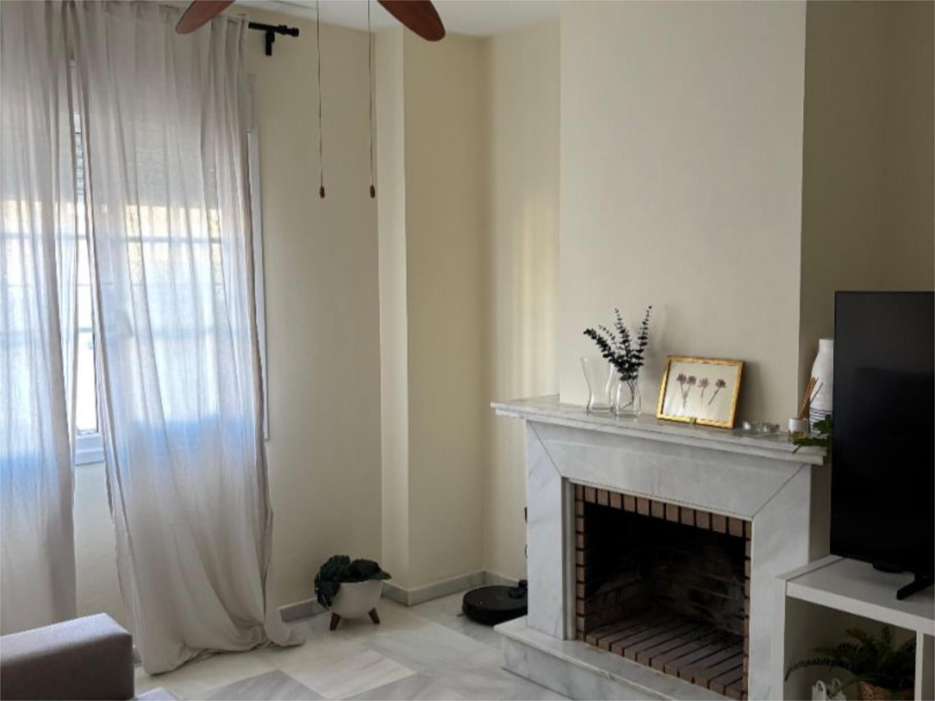 Living room of Houses for sale in Utrera  with Air Conditioner, Private garden and Terrace