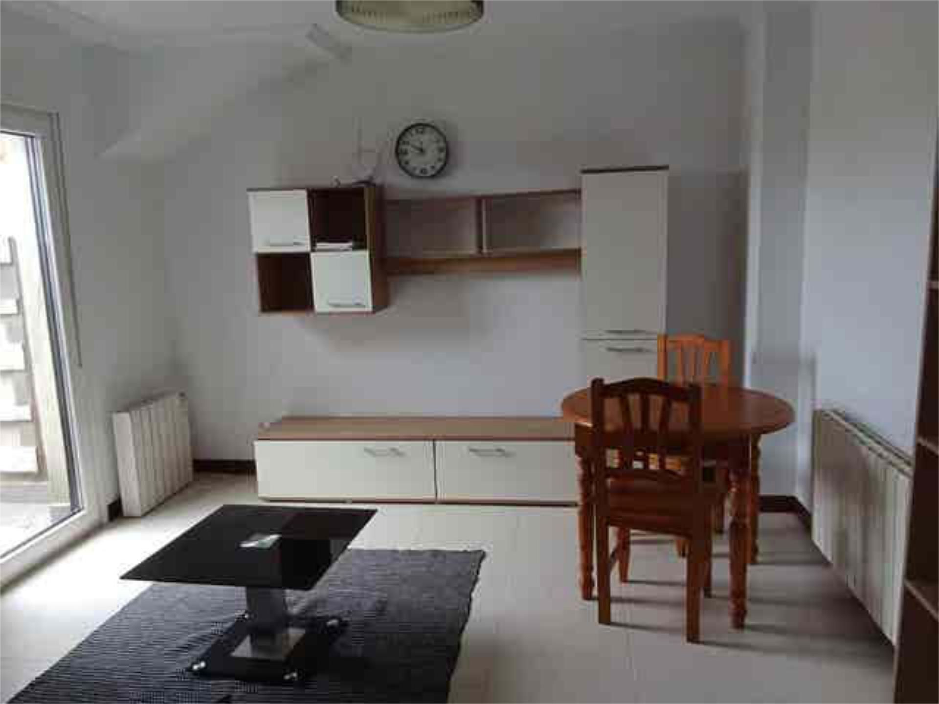 Wohnzimmer von Wohnungen zur Miete in Ribamontán al Monte mit Heizung, Terrasse und Möbliert