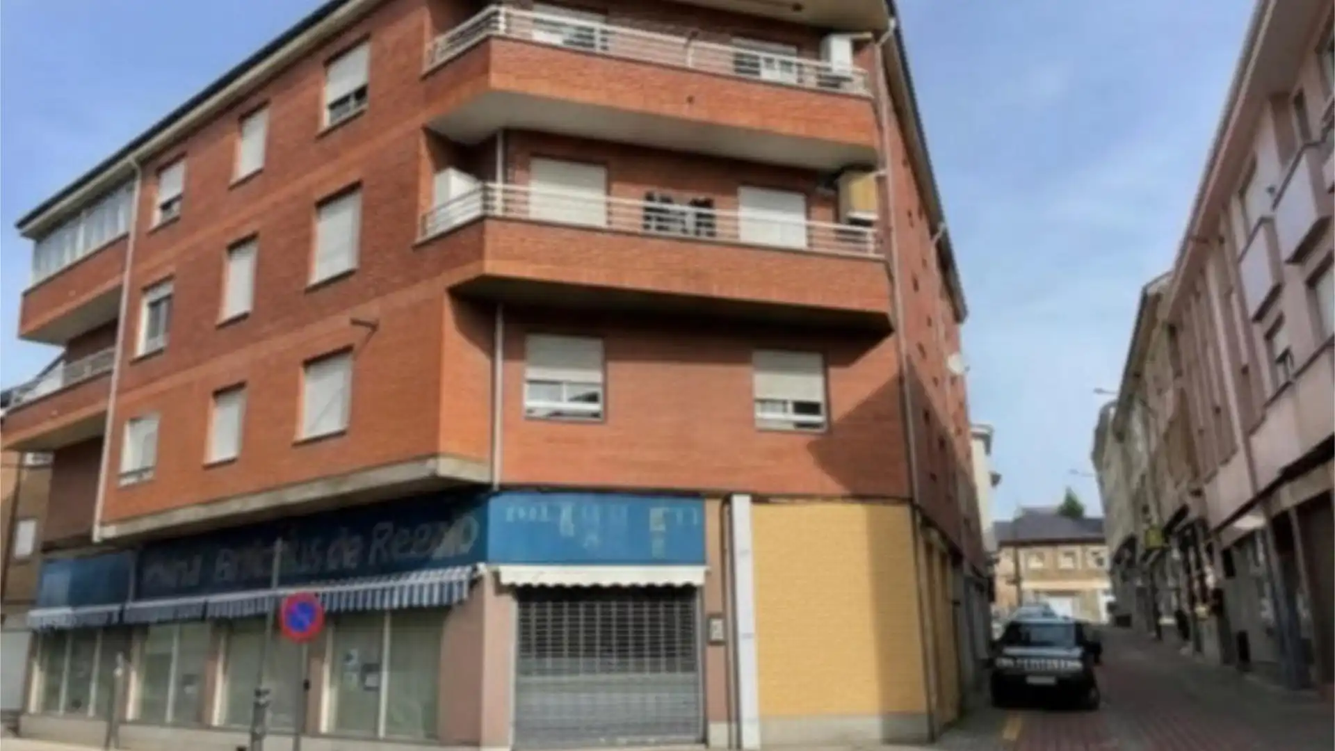 Piso de alquiler en Calle Gil y Carrasco, 17, Fabero