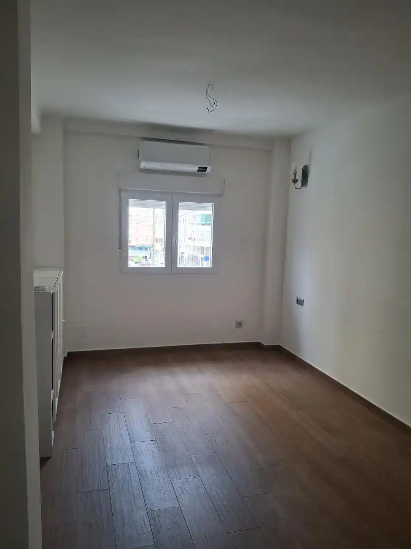 Flat for sale in Pasaje Gorbea, 7, Los Castillejos - La Trinidad Flat for sale in Málaga with Parquet flooring, Terrace and Balcony