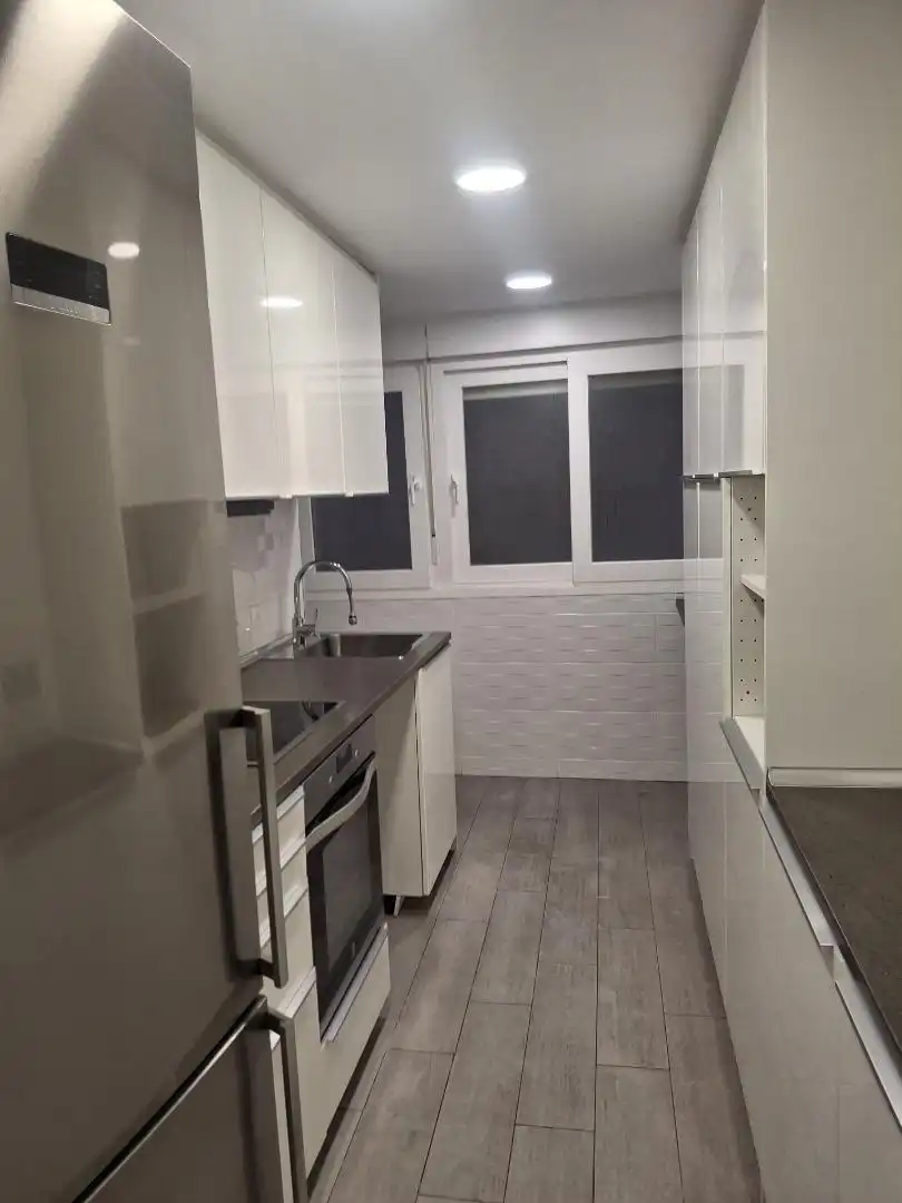 Flat for sale in Pasaje Gorbea, 7, Los Castillejos - La Trinidad Kitchen of Flat for sale in Málaga with Parquet flooring, Terrace and Balcony