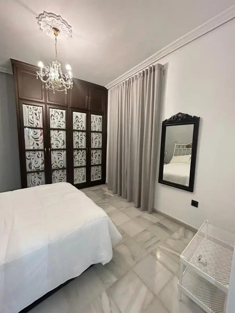 Wohnung zur Miete in Calle Gerona, 19a, Encarnación - Regina Schlafzimmer von Wohnung zur Miete in Sevilla Capital mit Klimaanlage