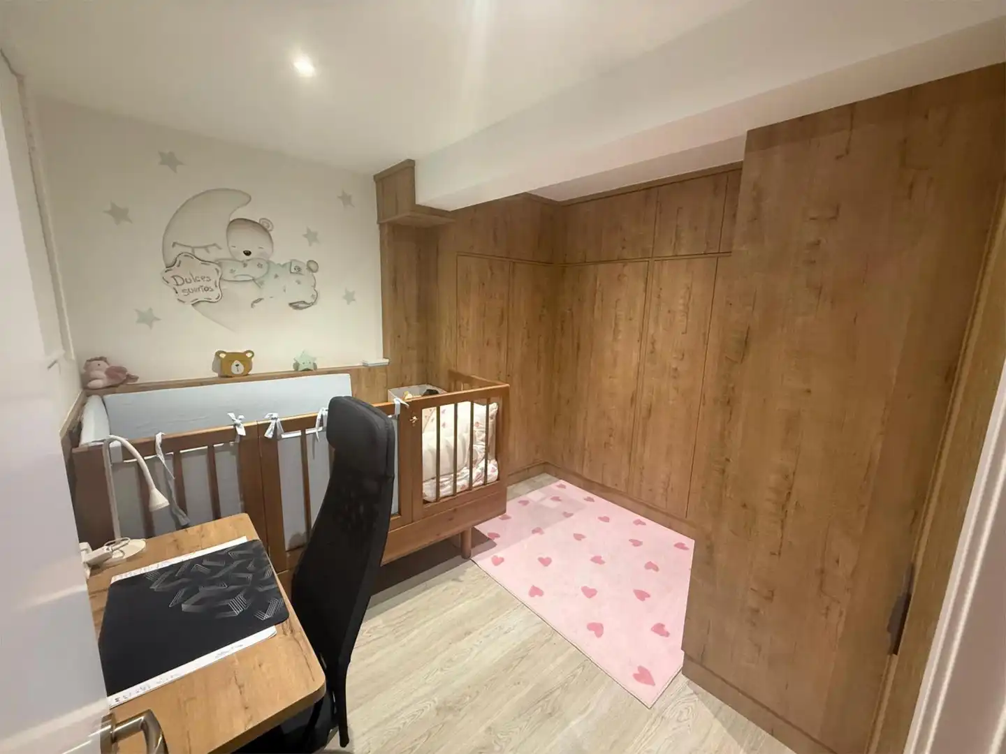 Piso en venta en Avenida das Mariñas, 346, Perillo Piso en venta en Oleiros con Calefacción, Parquet y Amueblado
