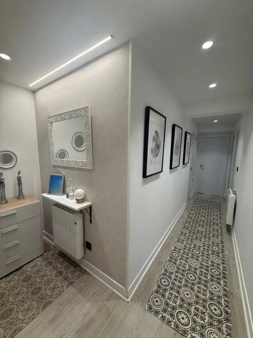 Piso en venta en Avenida das Mariñas, 346, Perillo Piso en venta en Oleiros con Calefacción, Parquet y Amueblado
