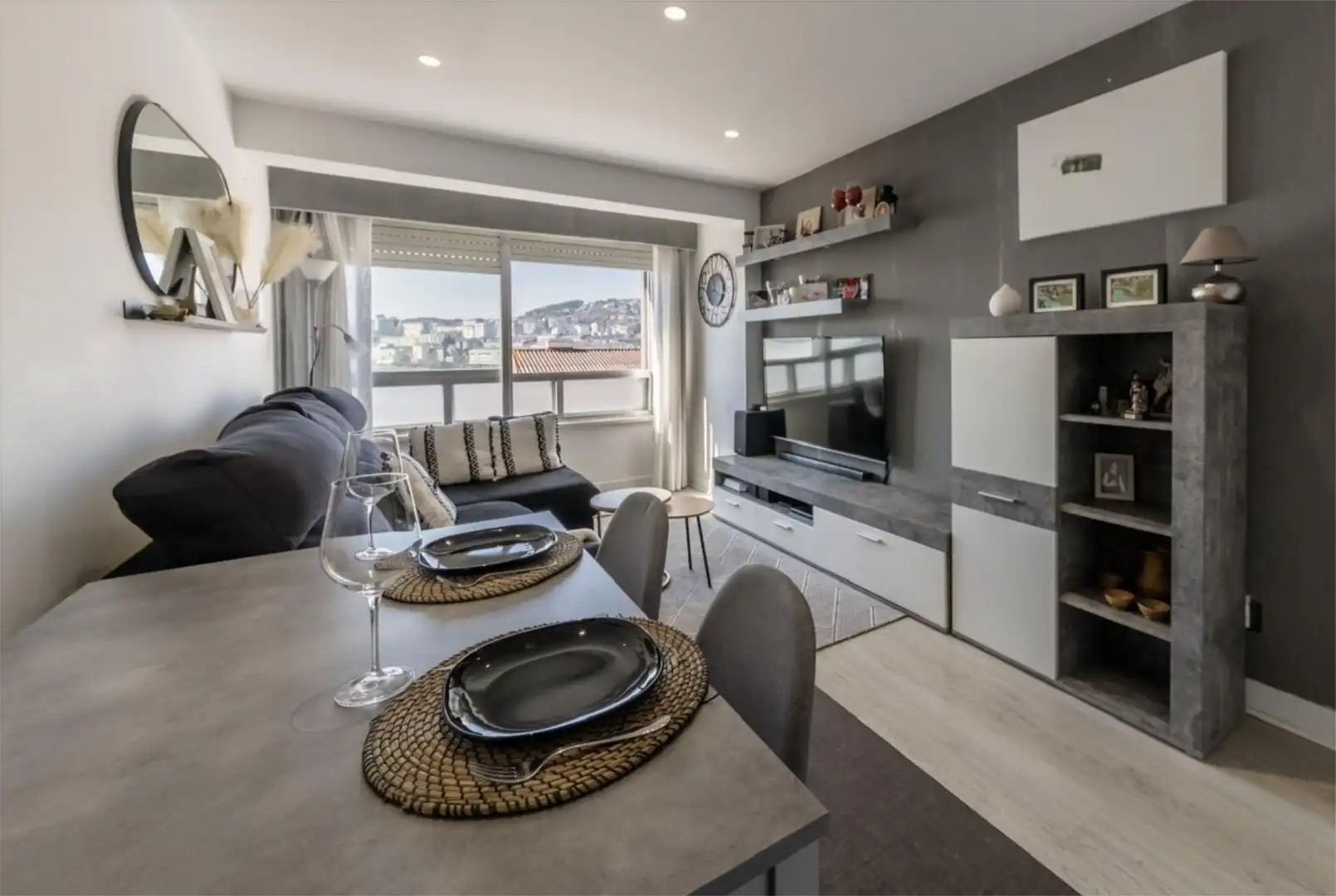 Piso en venta en Avenida das Mariñas, 346, Perillo Sala de estar de Piso en venta en Oleiros con Calefacción, Parquet y Amueblado