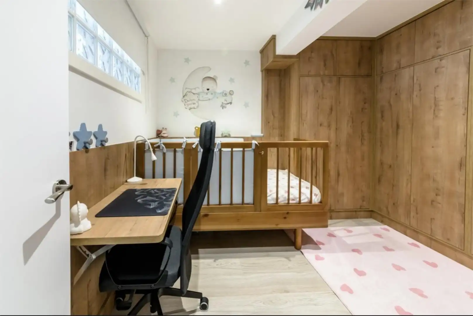 Piso en venta en Avenida das Mariñas, 346, Perillo Habitación de Piso en venta en Oleiros con Calefacción, Parquet y Amueblado