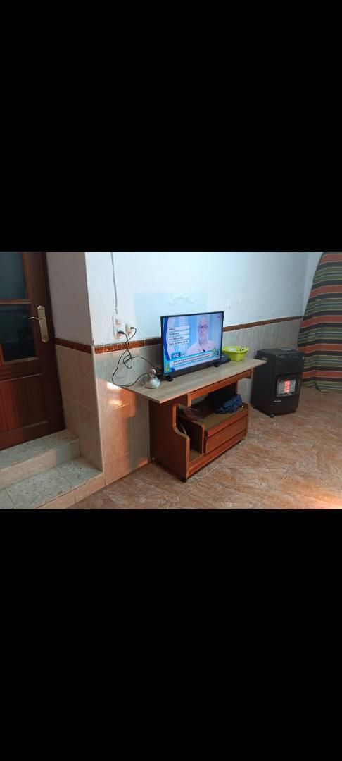 Sala d'estar de Planta baixa en venda en Alcollarín amb Calefacció, Traster i Moblat