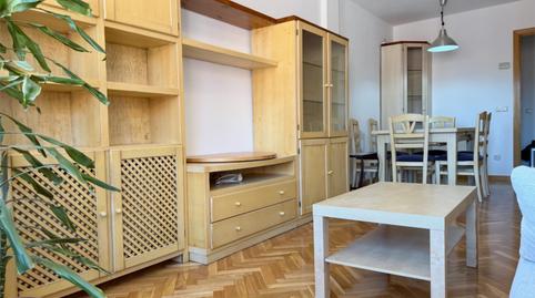 Foto 3 de Ático de alquiler en Calle Rutilo, 9, San Fermín, Madrid Capital