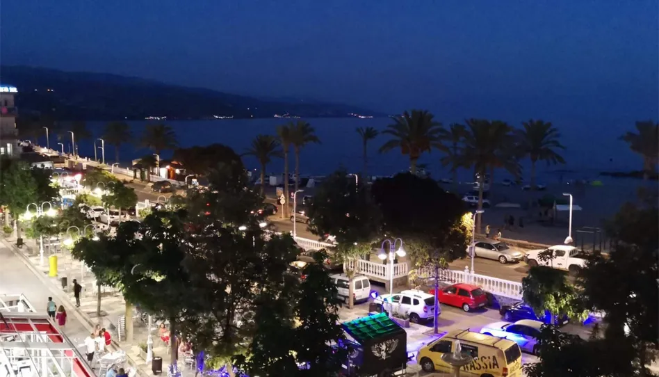 Piso de alquiler en Plaza España, 7, Castell de Ferro, Gualchos - imagen 1 Foto 1 de Piso de alquiler en Plaza España, 7, Castell de Ferro, Gualchos