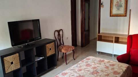 Foto 2 de Piso en venta en Avenida de Alvar Núñez, 51, El Tardón - El Carmen, Sevilla Capital