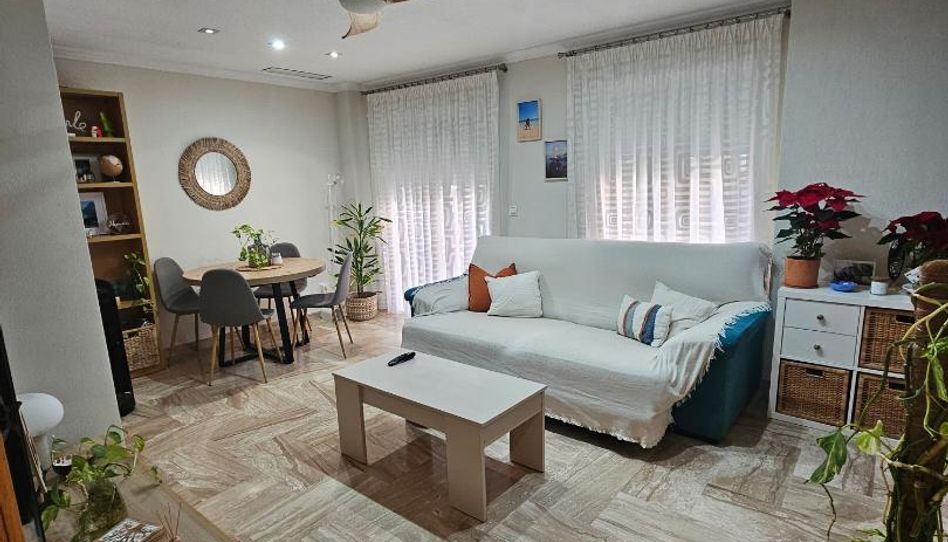 Flat for rent in Carrer Adolfo Marsillach, 10, Ciutat Universitària, Elche / Elx - image 1 Photo 1 of Flat for rent in Carrer Adolfo Marsillach, 10, Ciutat Universitària, Elche / Elx