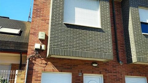 Casa o chalet en venta en Calle de la Pureza, 21c, Tremañes, Gijón - imagen 2 Foto 2 de Casa o chalet en venta en Calle de la Pureza, 21c, Tremañes, Gijón