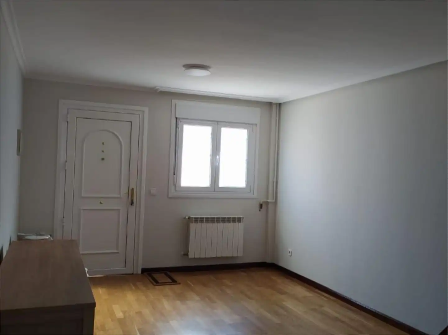 Casa o chalet en venta en Calle de la Pureza, Tremañes Habitación de Casa o chalet en venta en Gijón con Calefacción, Parquet y Terraza