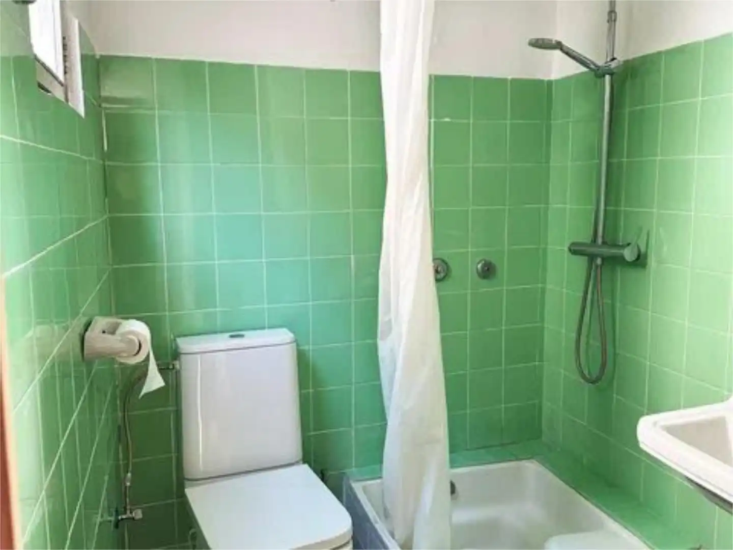 Bany de Casa o xalet en venda en Carcaixent amb Terrassa i Balcó