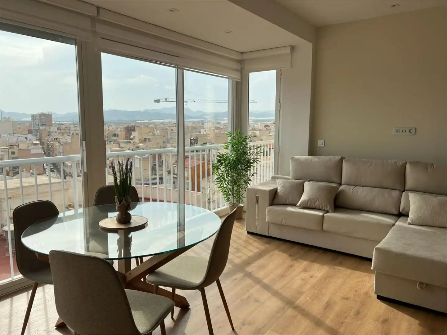 Flat for rent in Plaza Robles Vives, 3, Casco Antiguo Flat for rent in Plaza Robles Vives, 3, Casco Antiguo