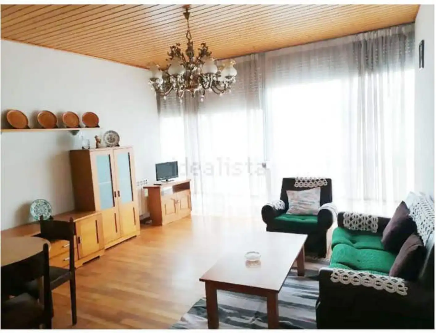 Piso en venta en A Pobra de Trives Sala de estar de Piso en venta en A Pobra de Trives con Calefacción y Amueblado
