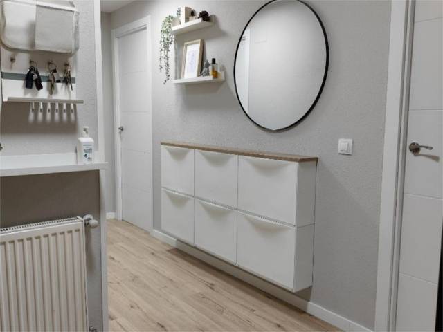 Piso en Venta en Calle Mar del Norte, 13 en Miramadrid