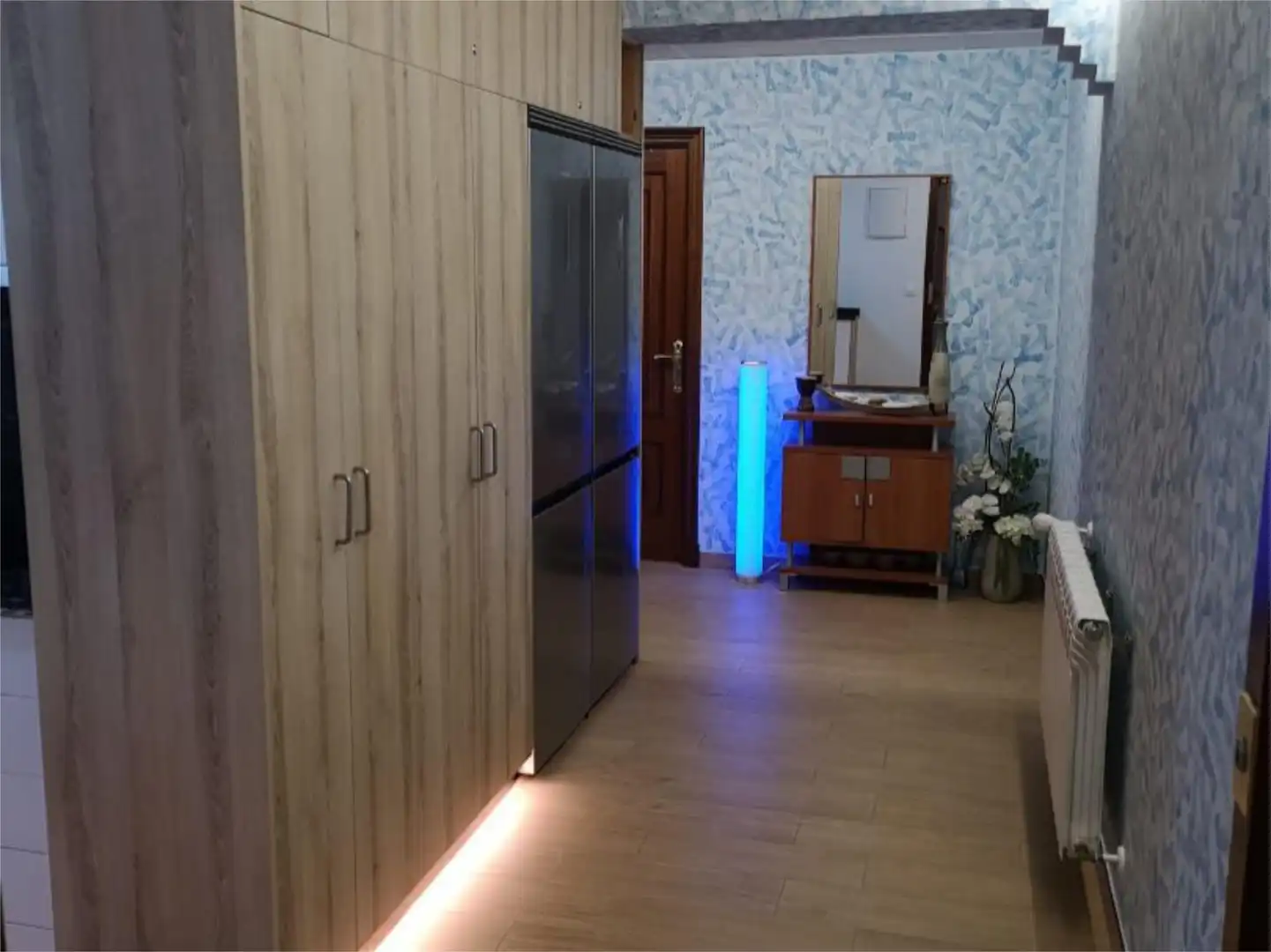 Room in Avenida de Vigo, 30, Zona Fernández Ladreda Flat for share in Pontevedra Capital with Heating, Parquet flooring and Furnished