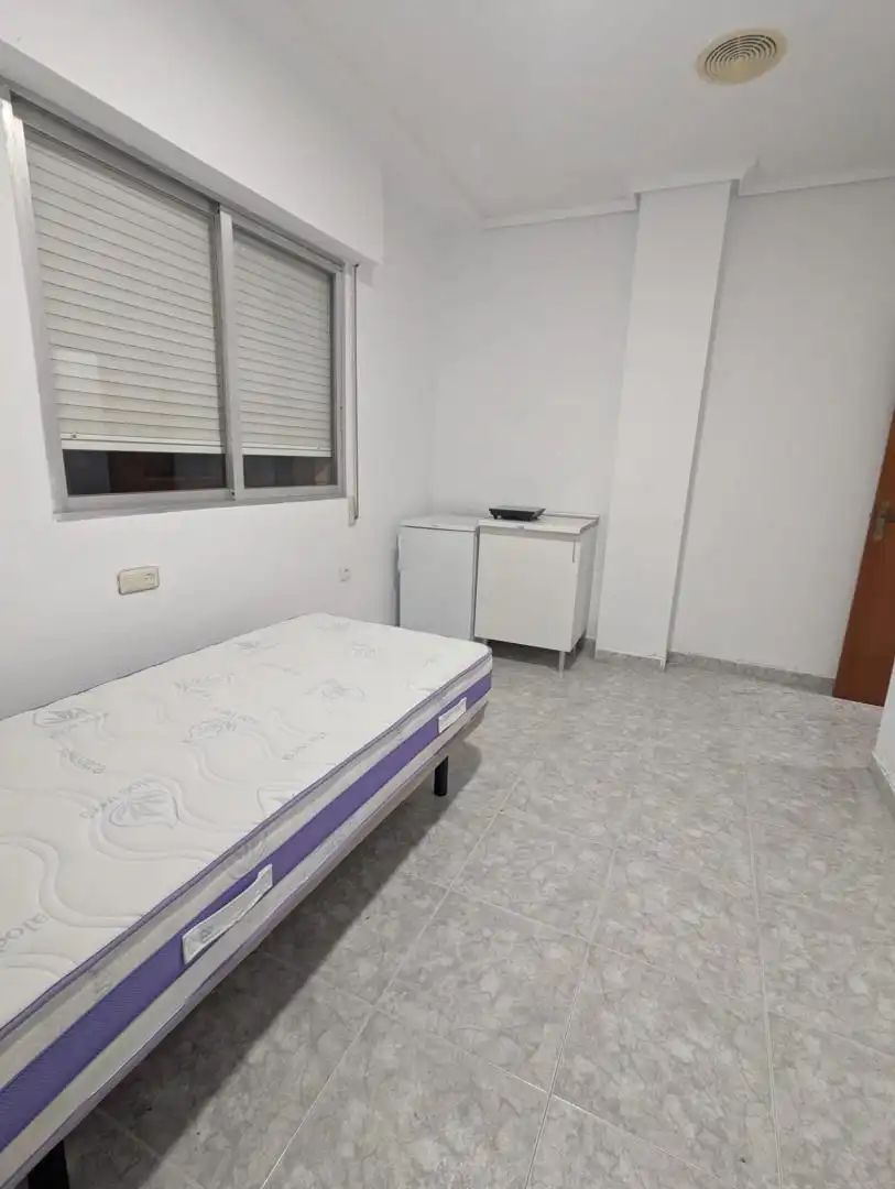 Habitación de Piso para compartir en Murcia con Terraza, Trastero y Balcón