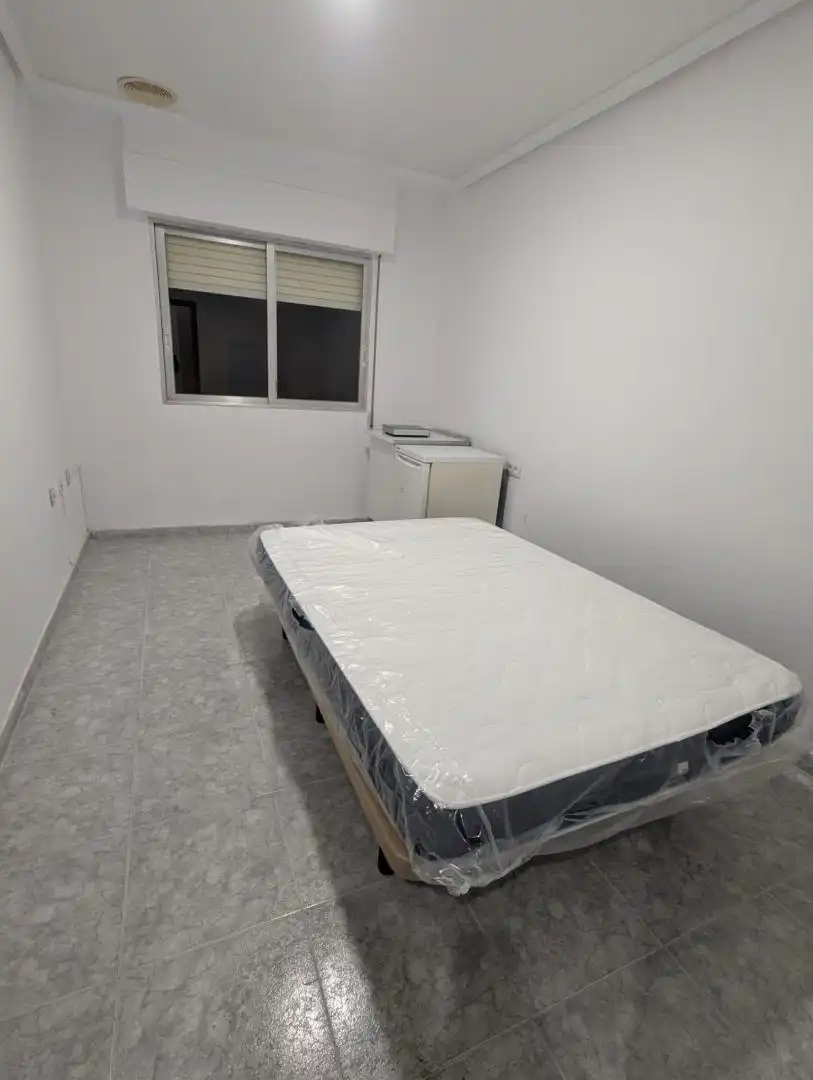 Habitación de Piso para compartir en Murcia con Terraza, Trastero y Balcón