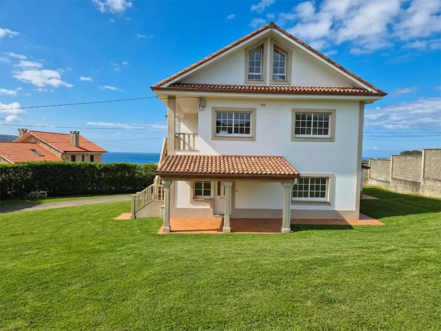 Flat for sale in Campelo, 32, Malpica de Bergantiños Exterior view of Flat for sale in Malpica de Bergantiños with Private garden, Terrace and Storage room