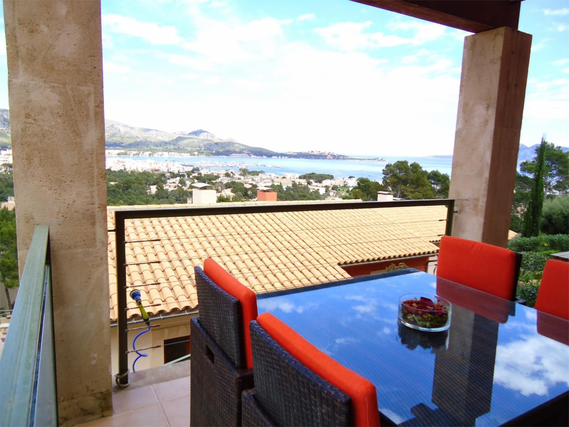 Dúplex de alquiler en Carrer de l'Oronella, 30, Port de Pollença Vista exterior de Dúplex de alquiler en Pollença con Aire acondicionado, Terraza y Piscina